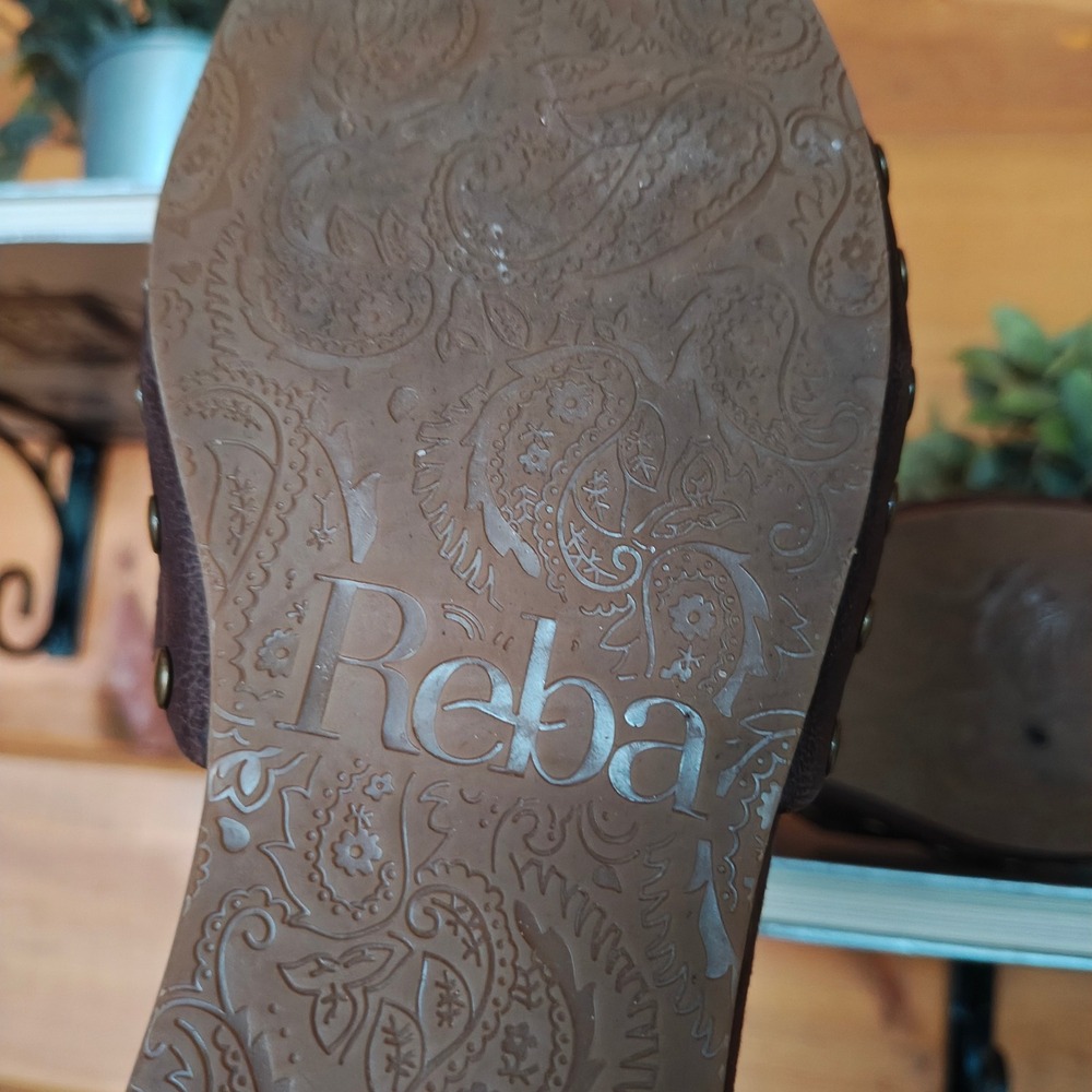 Reba Dark Brown Leather Studded Shoes Slide On Flat Sandals Boho Casual Sz 6.5M - Picture 9 of 11